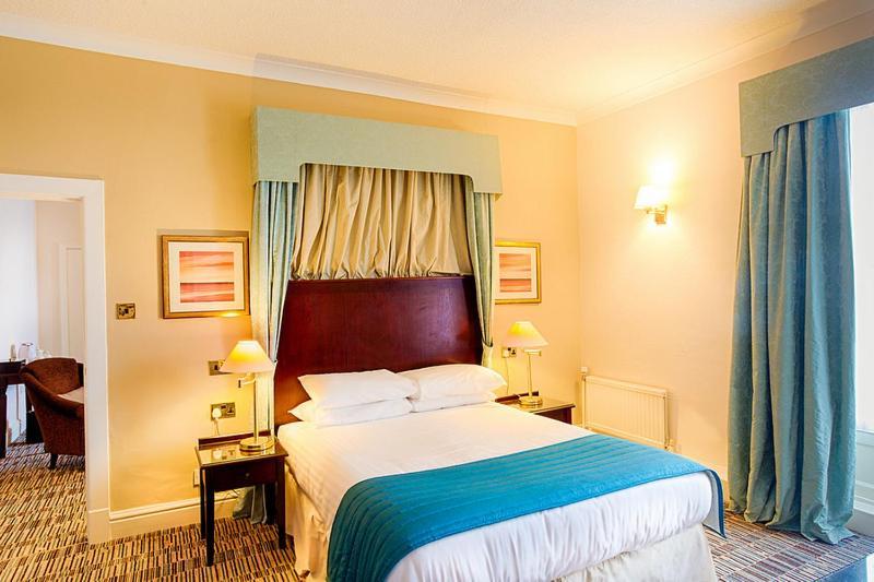 Hotel Old Swan 4*